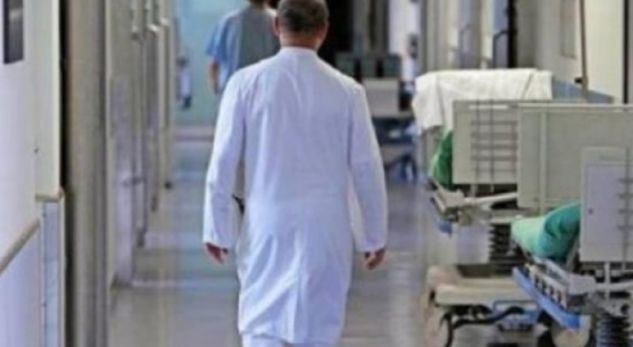 Suspendohen nga puna dy kirurgët, që u rrahën pak ditë më parë në QKUK