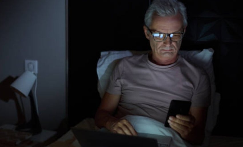 Qëndrimi zgjuar natën nuk është i shëndetshëm për zemrën, flasin ekspertët