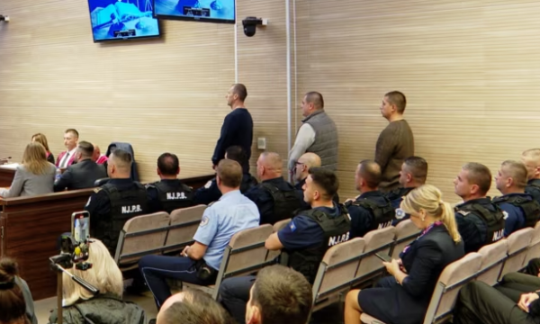 Dy të akuzuarve për rastin e Banjskës dënim me burgim të përjetshëm, njërit 30 vjet