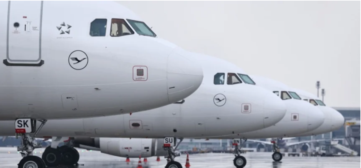 Mungesa e vajgurit në Evropë: sa rrezikohet trafiku normal ajror?