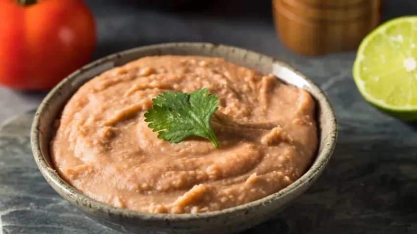 Krem shtëpie me fasule, zëvendësim i shëndetshëm për majonezën