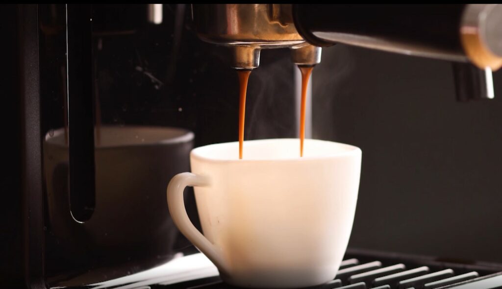 Kafeja përmirëson shëndetin e zorrëve