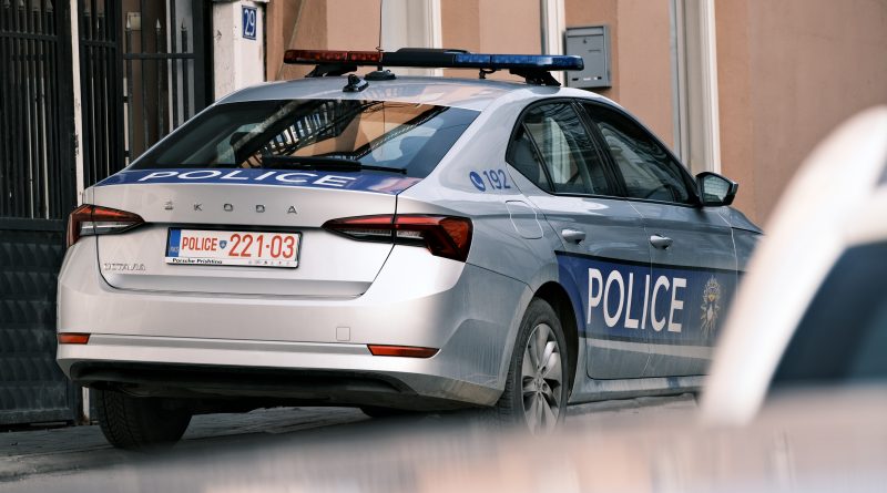 Tash e tri ditë zhduket vajza nga Gjakova, babai raporton rastin në polici