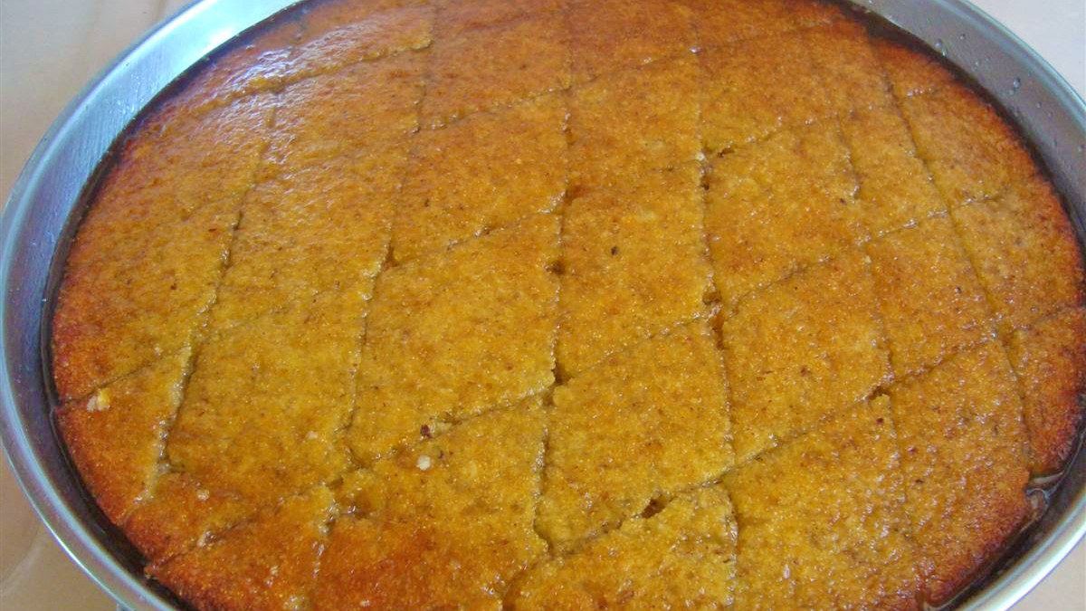 Revania Tradicionale, e Ëmbël me Petë