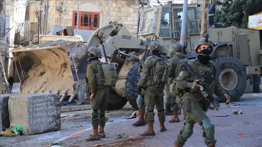 Kolonët okupues izraelitë rrëmbejnë një adoleshent palestinez në Bregun Perëndimor, plagosin disa të tjerë