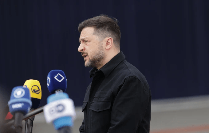 Kremlini akuzon Armeninë se i ka ofruar Zelenskyt platformë “anti-ruse”