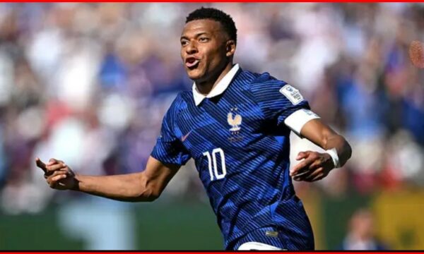 Mbappé thyen rekordin e Giroud