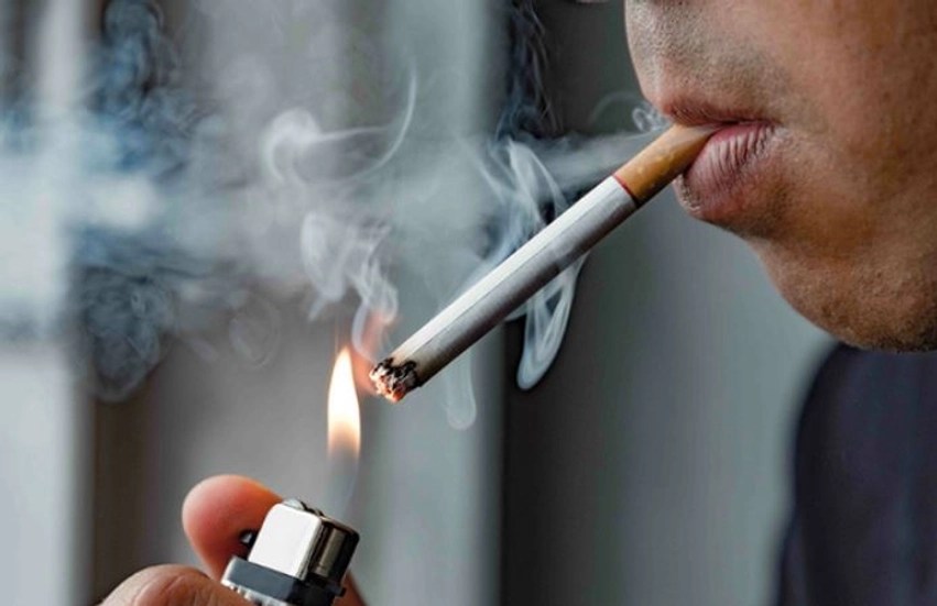 Duhani rrezikon shikimin/ Pirja e cigareve mund të shkaktojë dëmtime të pakthyeshme në sy