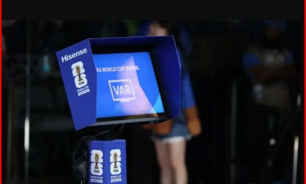 FIFA merr vendim të ri për VAR-in para përballjes së madhe Angli–Argjentinë