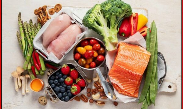Dietat me pak karbohidrate mund të rrisin ndjeshëm kolesterolin te disa persona, paralajmëron studimi