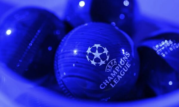 Janë 36 skuadra dhe 4 vazo ferri, ja si funksionon shorti i Champions League