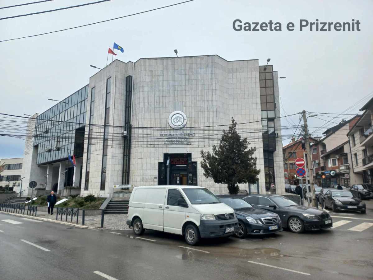 Jep dorëheqje Sylejman Baxhaku nga drejtori i Shëndetësisë në Prizren