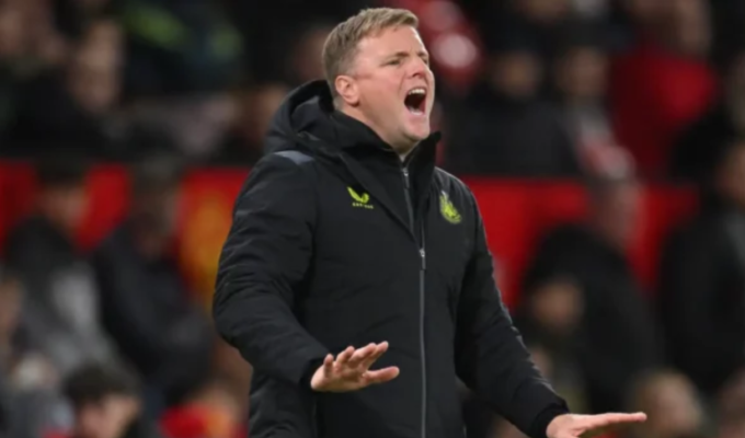 Eddie Howe në listën e Manchester Unitedit, Carrick nën presion pas rezultateve të dobëta