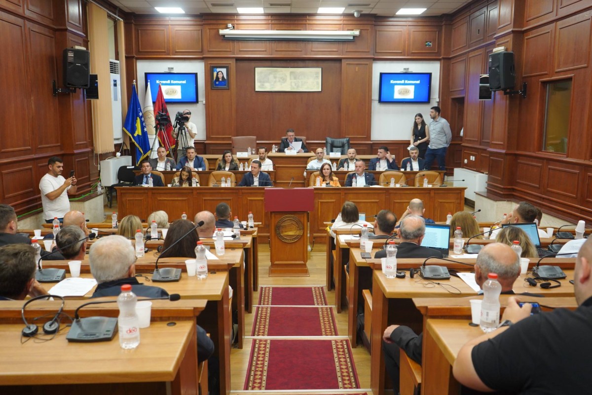Reagime opozitë – pozitë në mbledhjen e Kuvendit të Prizrenit