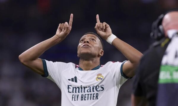 Mbappé, “mbret pa kurorë” si Leclerc: Shënon gola, por Topi i Artë i mungon