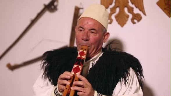 Kapaj i “The Odyssey”, kurse falas për fyellin